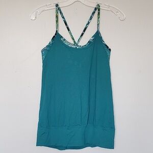 Soybu workout tank with built in bra & mesh back